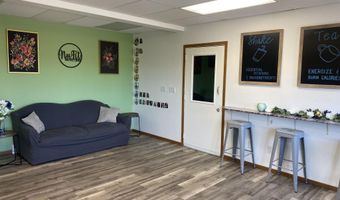 5555 Saratoga Rd, Asbury, IA 52002