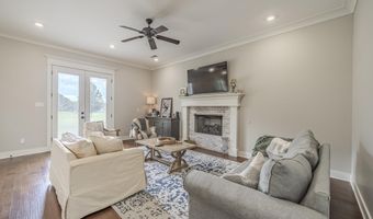265 JOHN C BRECKENRIDGE Cv, Adamsville, TN 38310