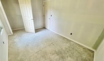 382 Oak St, Austin, IN 47102