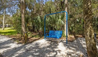 330 GARDEN Ln, Atlantic Beach, FL 32233