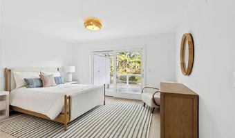 37 Gilberts Path, Amagansett, NY 11930