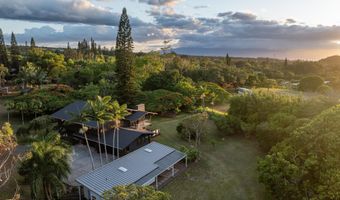965 Hog Back Rd, Haiku, HI 96708