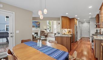 3851 Lincoln Ellsworth Ct #43B, Anchorage, AK 99517