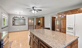 2207 N 154th Ter, Basehor, KS 66007
