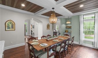 1004 Great Rd, Lincoln, RI 02865