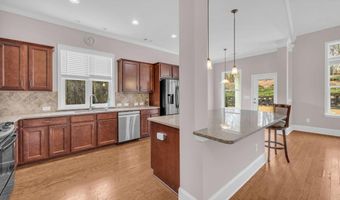 519 Huntington Dr, Ball Ground, GA 30107