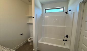 7100 SW Basswood Ave, Bentonville, AR 72712