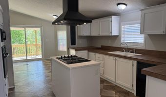 226 Massey St, Adamsville, TN 38310