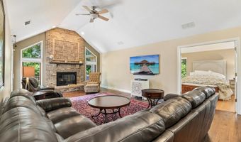 40032 N Trevino Ln, Antioch, IL 60002