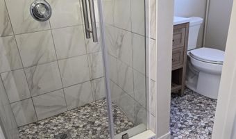 667 BROADWAY 1, Bayonne, NJ 07002