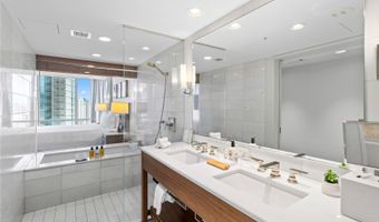 2139 Kuhio Ave 2601, Honolulu, HI 96815