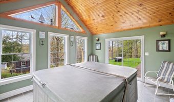 34 Goldsbury Woods Rd, Barre, VT 05641