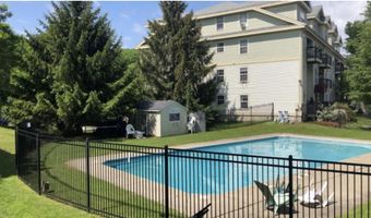 294 Hildred Dr 294, Burlington, VT 05401
