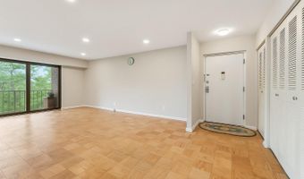 4408 ISLAND Pl 202, Annandale, VA 22003