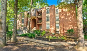 3378 WOODBURN Rd 11, Annandale, VA 22003