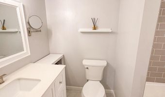 140 N BEDFORD St A, Arlington, VA 22201