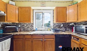 608 Cheyenne St, Basin, WY 82410