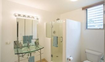 430 Kaiolu St 301, Honolulu, HI 96815