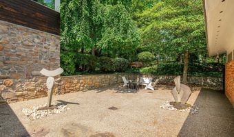 7201 BROXBURN Dr, Bethesda, MD 20817