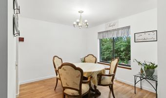 4465 Crescent Rd, Fitchburg, WI 53711