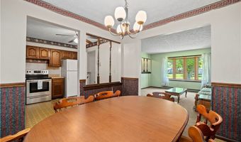 536 Fieldstone Dr, Amherst, OH 44001
