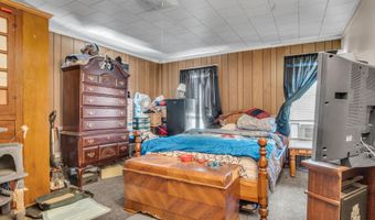 2 E MAIN St, Carlisle, PA 17015
