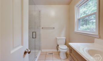 110 Pioneer Dr, Athens, GA 30605