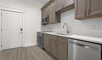 124 Court Unit # 203 St, Bay St. Louis, MS 39520
