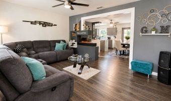 1050 Blackwood St, Altamonte Springs, FL 32701