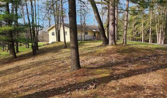 1090 Oakridge Dr, Alpena, MI 49707