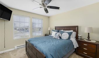 136 Corporate Pl, Middletown, RI 02842