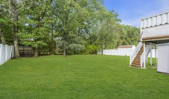 32 Pine Tree Dr, Bayville, NJ 08721