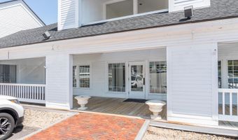 12 Main St, Center Harbor, NH 03226