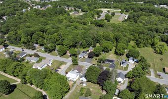403 South St, Brooklyn, CT 06234