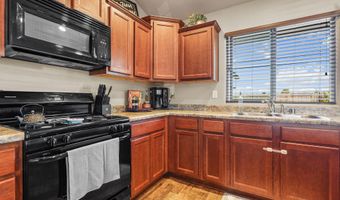 2606 Sapphire Ln, Anderson, CA 96007
