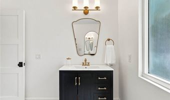 8337 Lennox Ave, Los Angeles, CA 91402