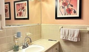 814 Pershing E, Ardmore, OK 73401