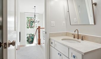 416 E ALEXANDRIA Ave, Alexandria, VA 22301