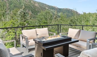 257 MOUNTAIN LAUREL Dr, Aspen, CO 81611