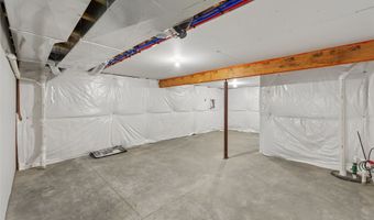 314 NE Meadow Ln, Ankeny, IA 50021