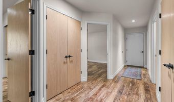 3175 NW Clubhouse Dr, Bend, OR 97703