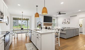 705 35th St SW, Altoona, IA 50009