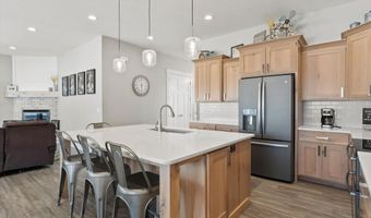 5089 Tree Valley Rd, Chubbuck, ID 83202