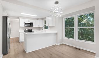 2824 SCHUBERT Dr, Silver Spring, MD 20904