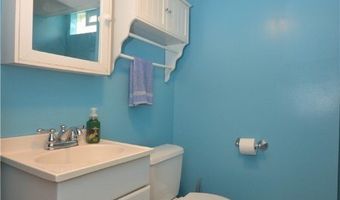 759 Tallkron Dr, Akron, OH 44305