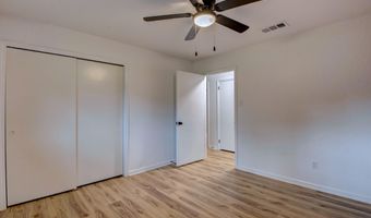 996 Hacienda Dr, Benton, AR 72019