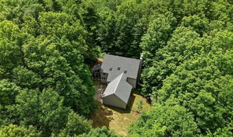 10 Eaton Rd, Amherst, NH 03031