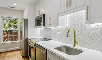 3217 SUTTON Pl NW A, Washington, DC 20016