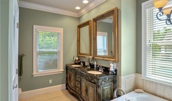 948 Little Coal River Rd, Alum Creek, WV 25003