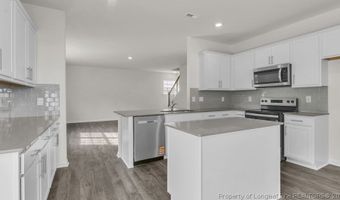 719 Lazy Elm Ln, Aberdeen, NC 28315